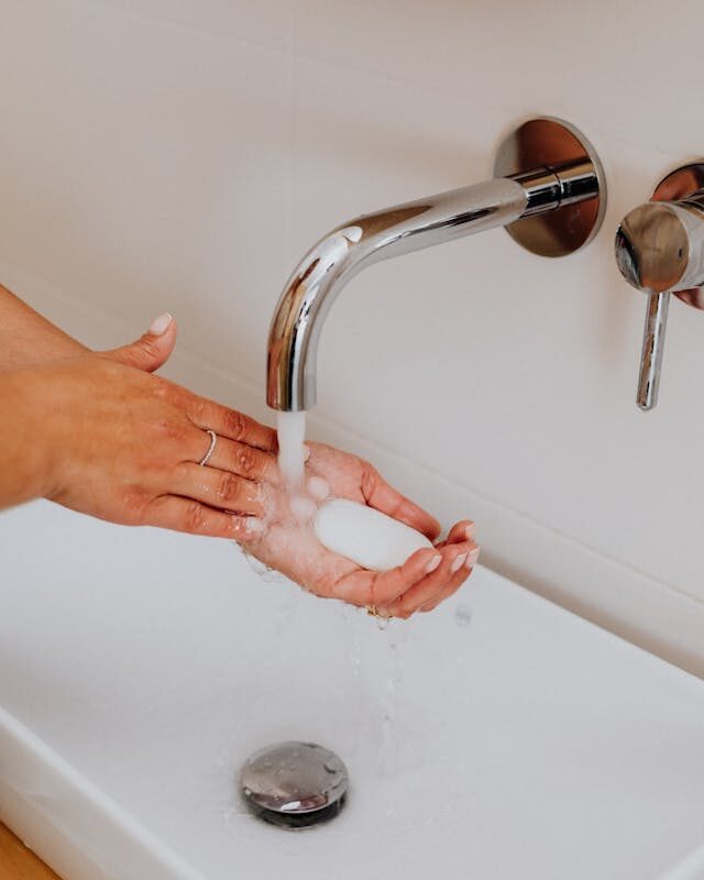 does soap kill germs