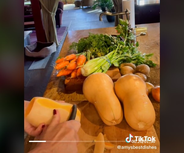 Lovely Butternut Squash Soup Recipe from Amy’s Best Dishes on TikTok